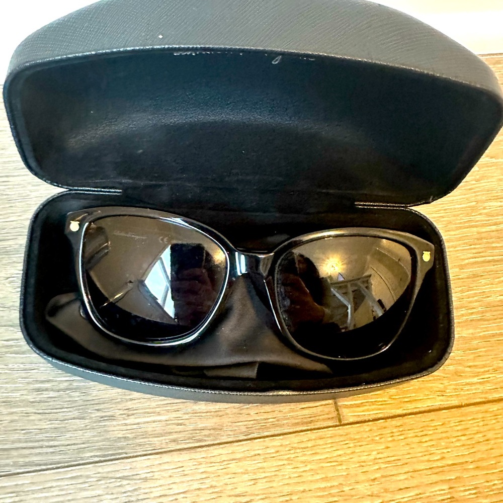 Ferragamo sunglasses in black